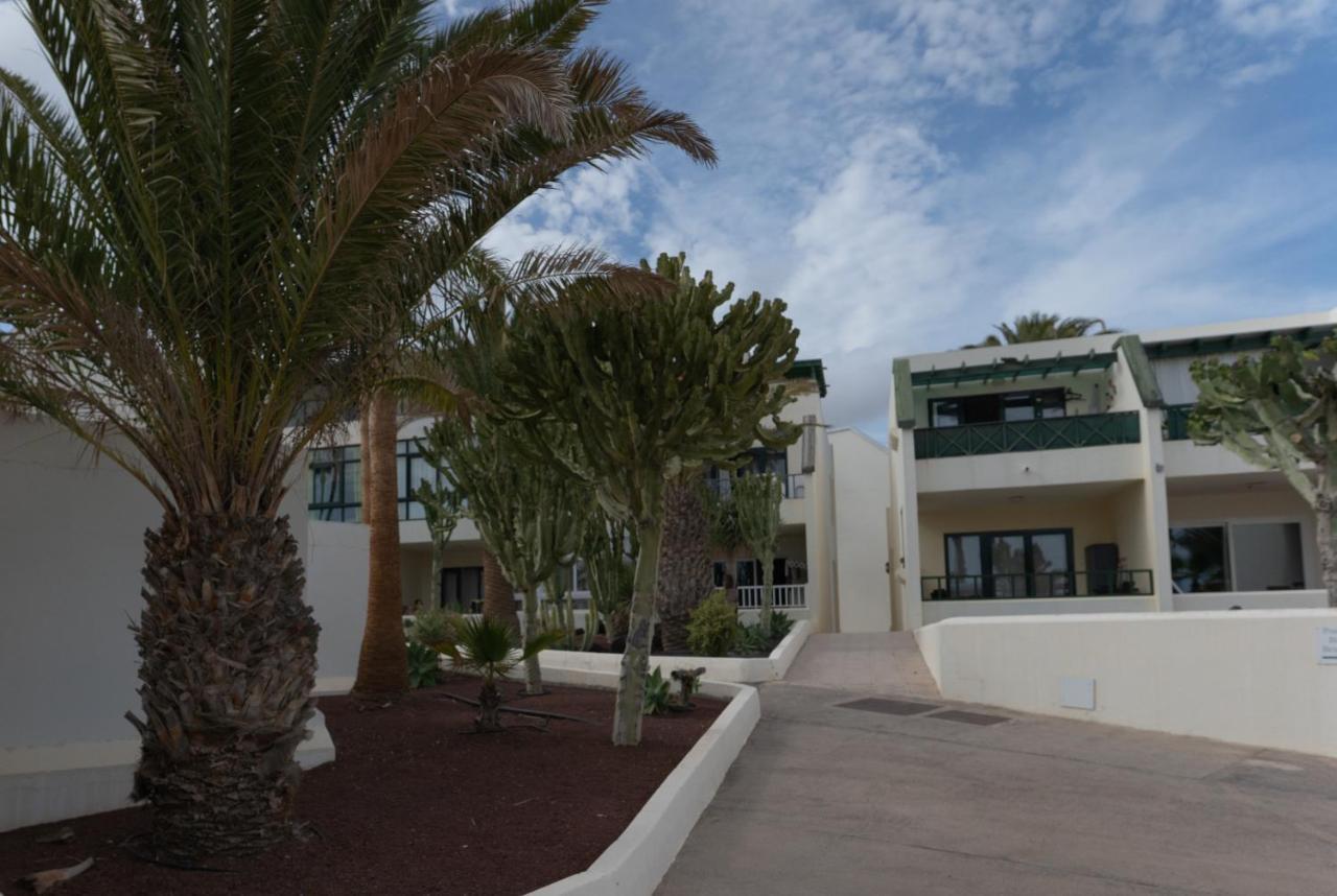 Suri Costa Teguise Appartement Buitenkant foto