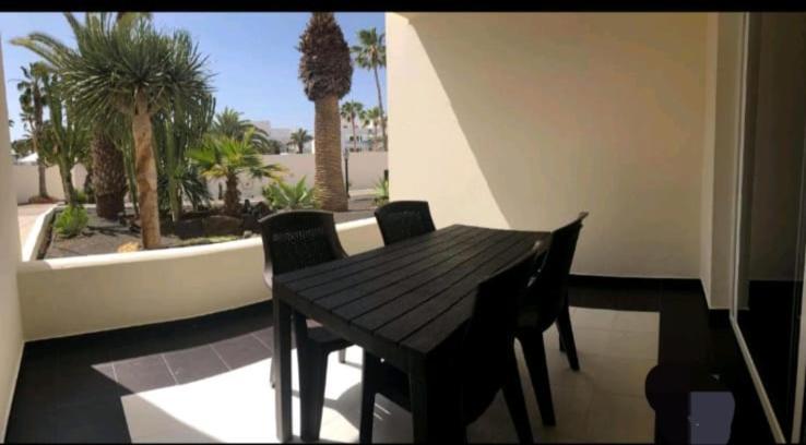 Suri Costa Teguise Appartement Buitenkant foto
