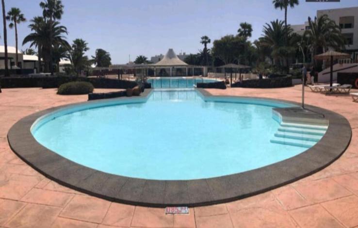 Suri Costa Teguise Appartement Buitenkant foto